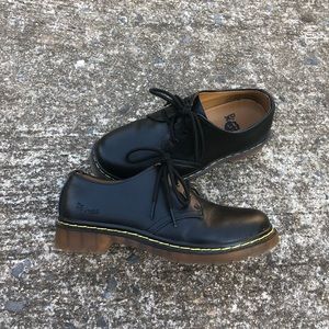 Doc Marten Oxfords